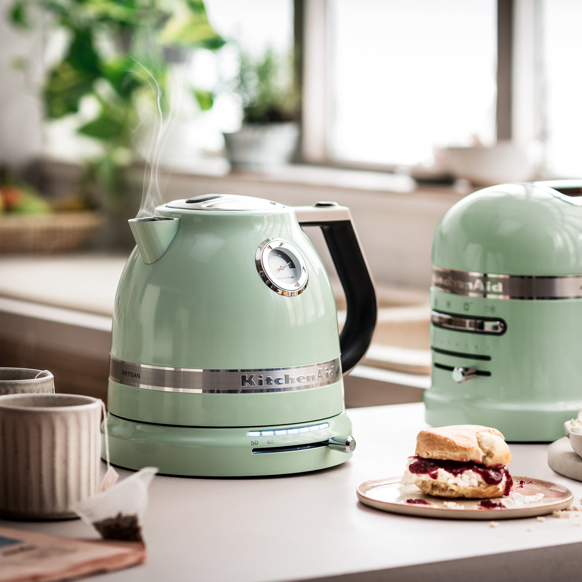 KitchenAid KitchenAid 5KEK1522 Variable Temperature Kettle 1.5L Artisan – additional product image