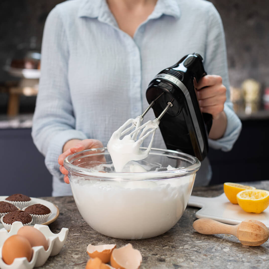 KitchenAid KitchenAid 5KHM6118 Hand Mixer 6 Speed with Flex Edge Beaters – additional product image