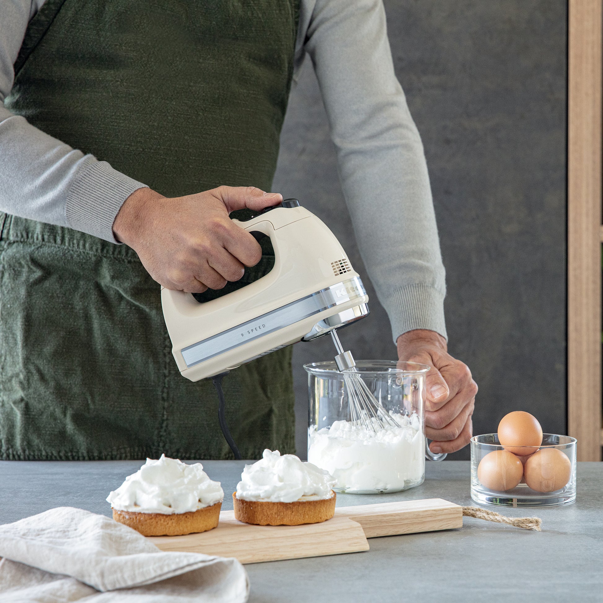 KitchenAid KitchenAid 5KHM9212 Hand Mixer 9 Speed – additional product image