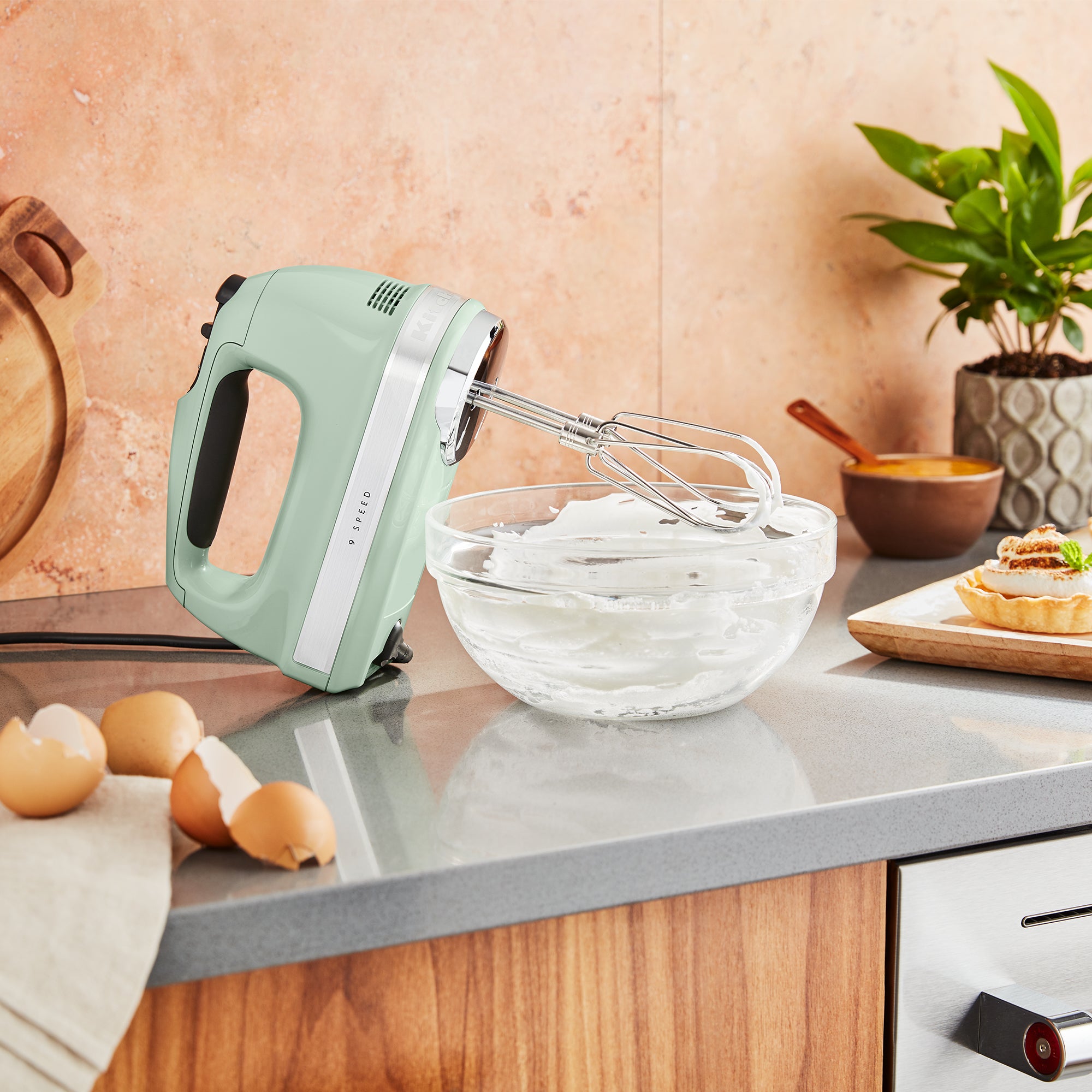KitchenAid KitchenAid 5KHM9212 Hand Mixer 9 Speed – additional product image