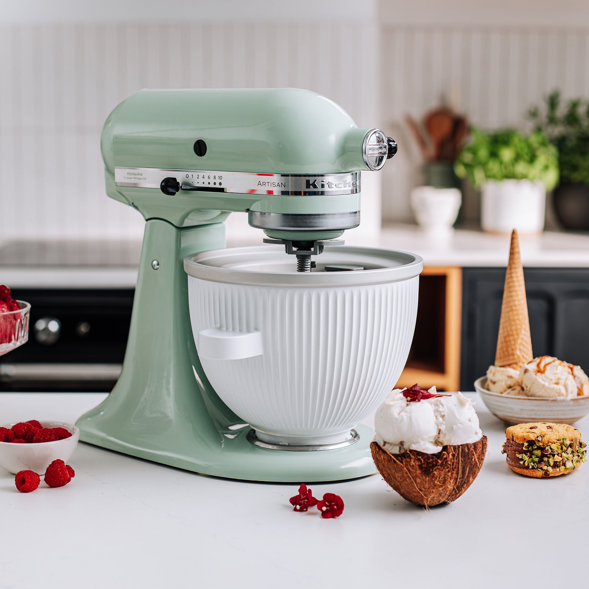 KitchenAid KitchenAid 5KSM125 4.7L Artisan Tilt-Head Stand Mixer – additional product image