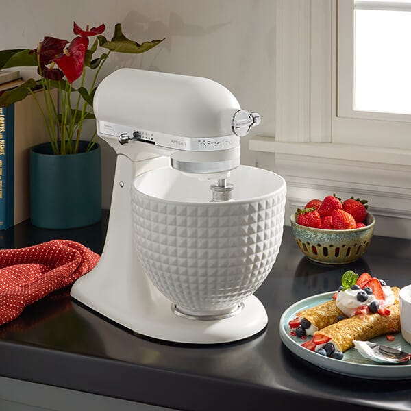 KitchenAid 5KSM156CX 4.7L Artisan Monochrome White Tilt-Head Stand Mixer