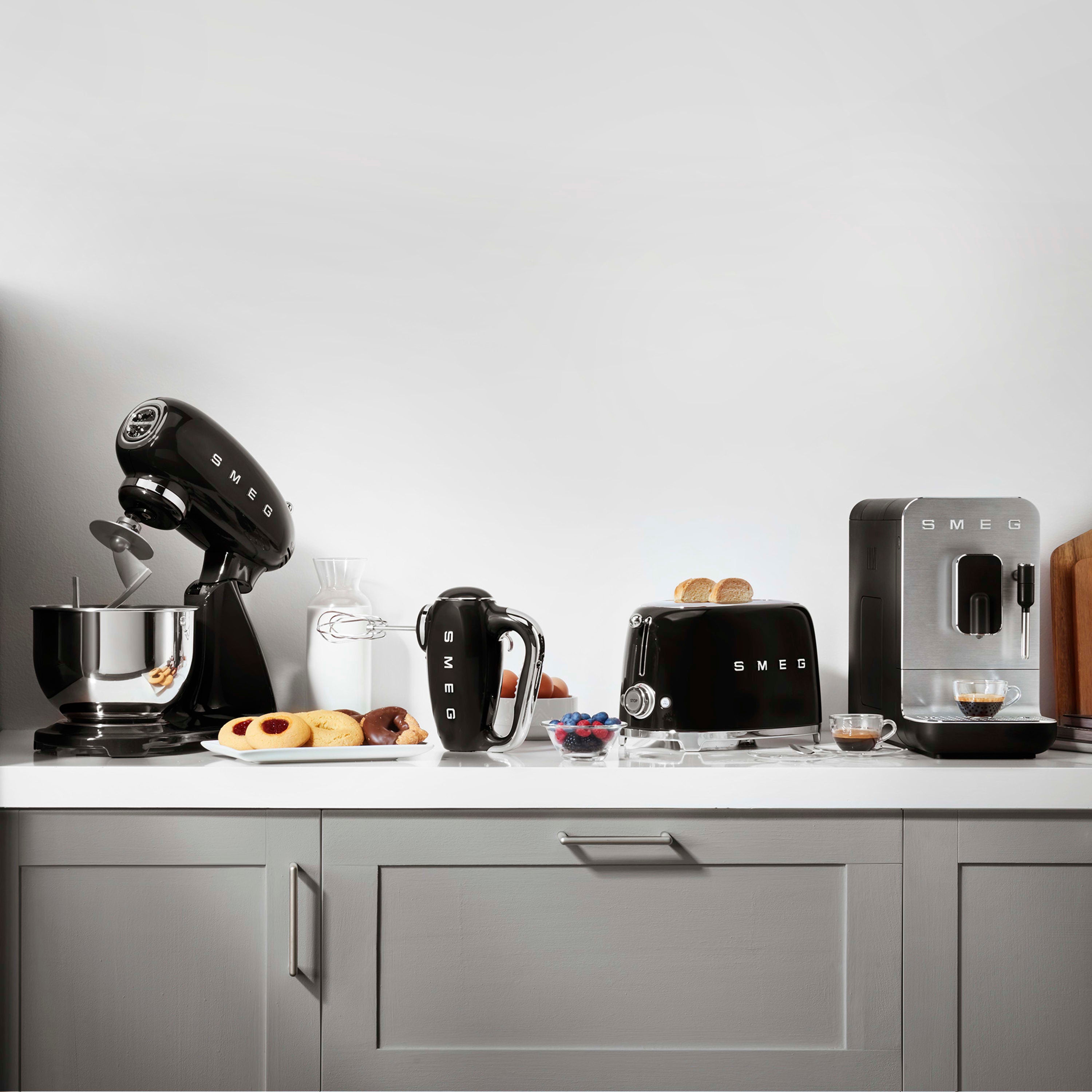 Smeg Collezione BCC12 Bean to Cup Coffee Machine - product image 8