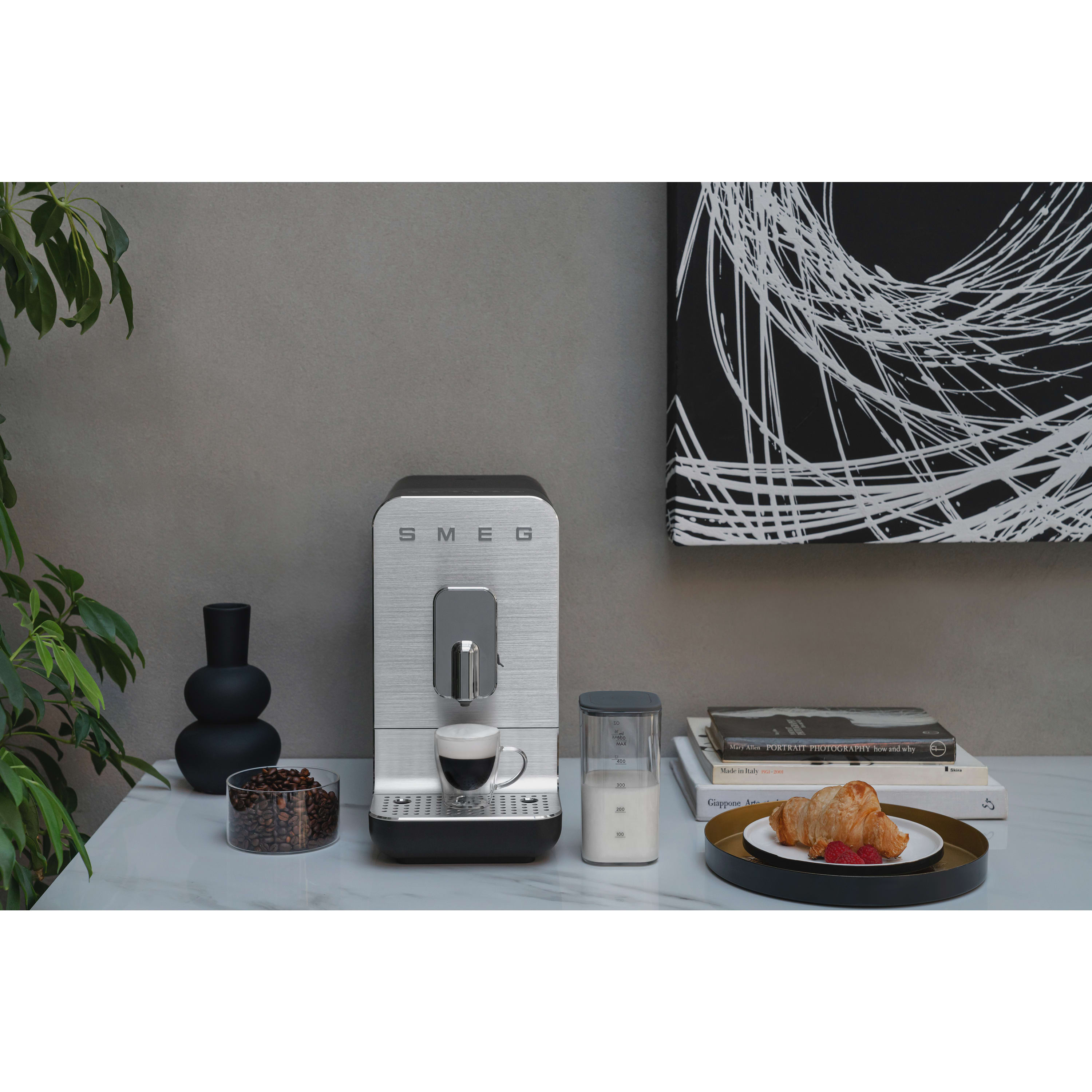 Smeg Collezione BCC13 Bean to Cup Coffee Machine - product image 7