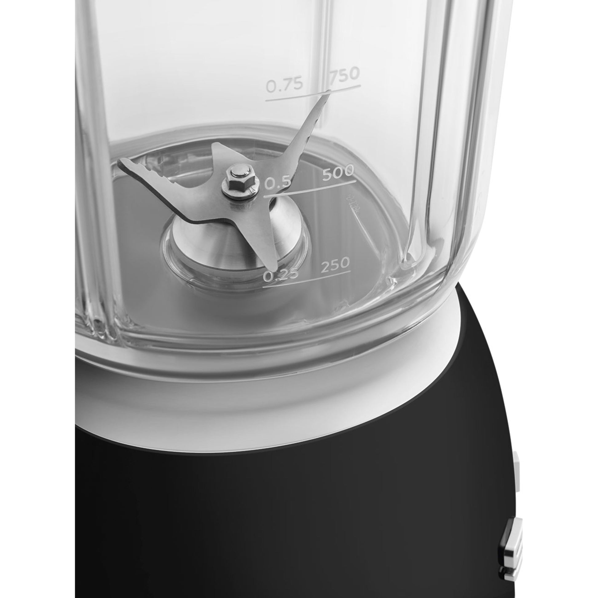 Smeg 50's Style BLF03 Blender - product image 5