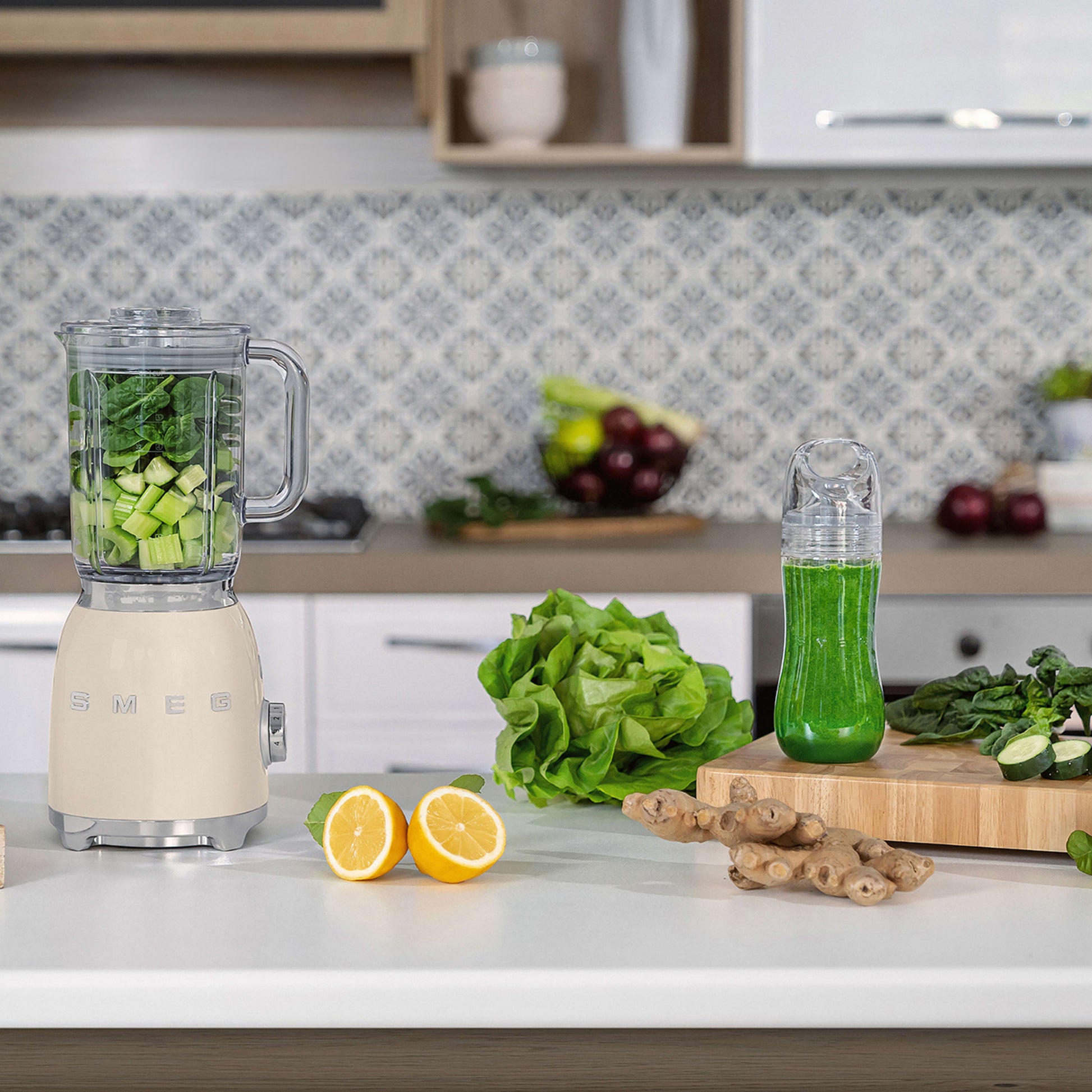 Smeg 50's Style BLF03 Blender - product image 16