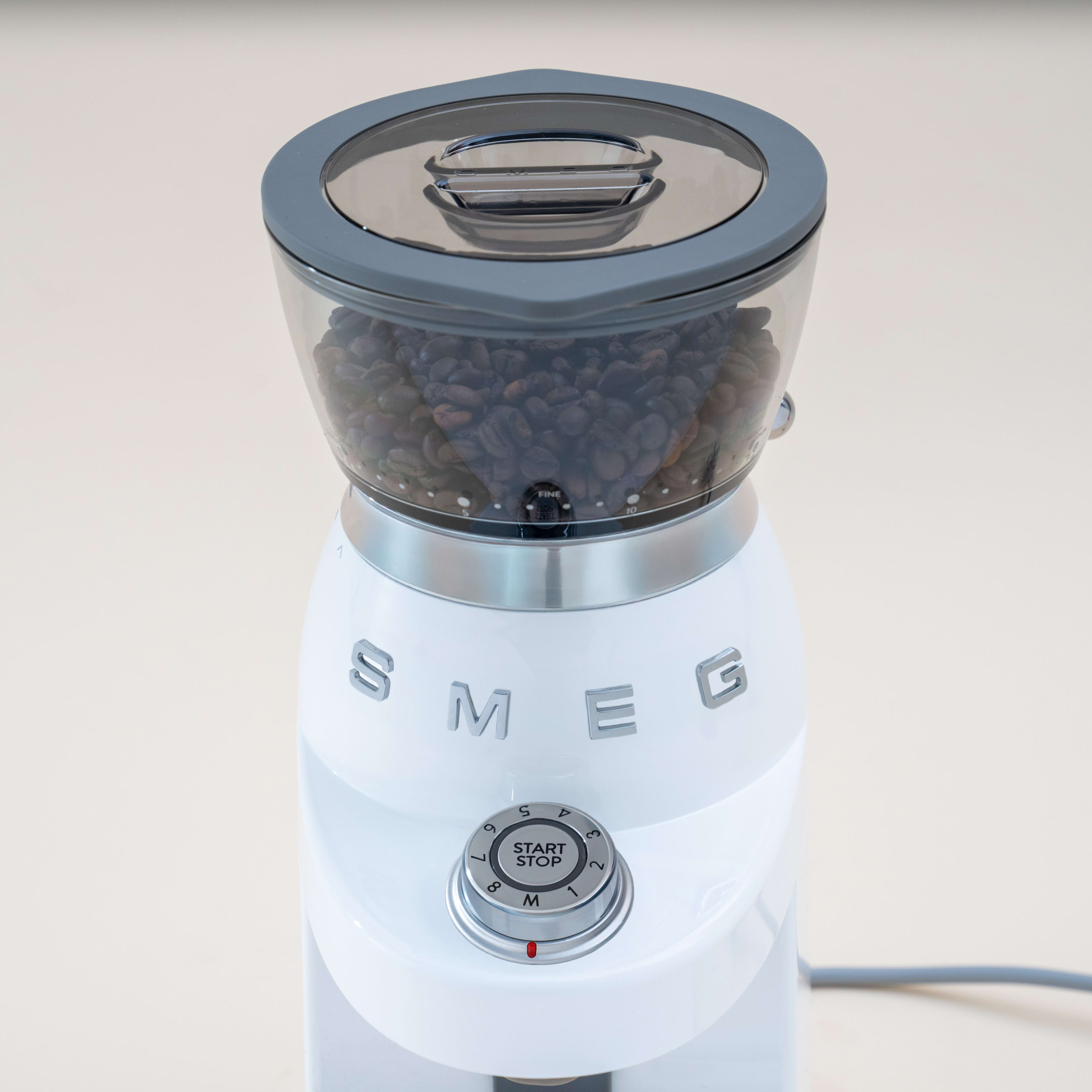 Smeg 50's Style CGF03 Coffee Grinder - product image 13