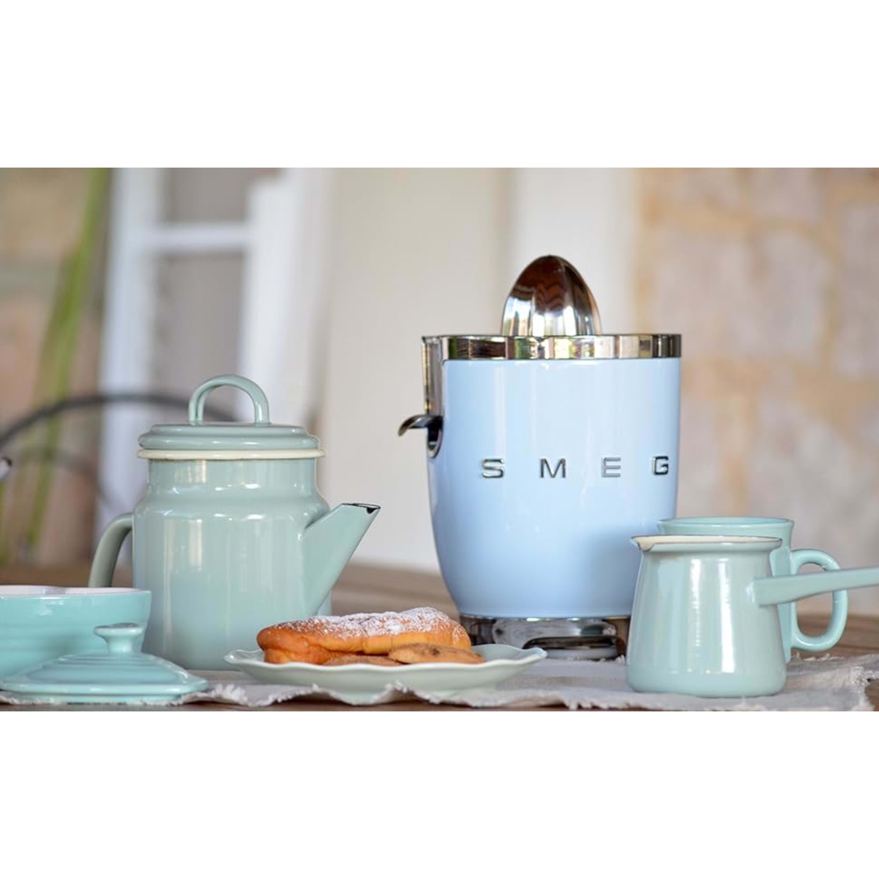 Smeg 50's Style CJF11 Citrus Juicer - product image 19