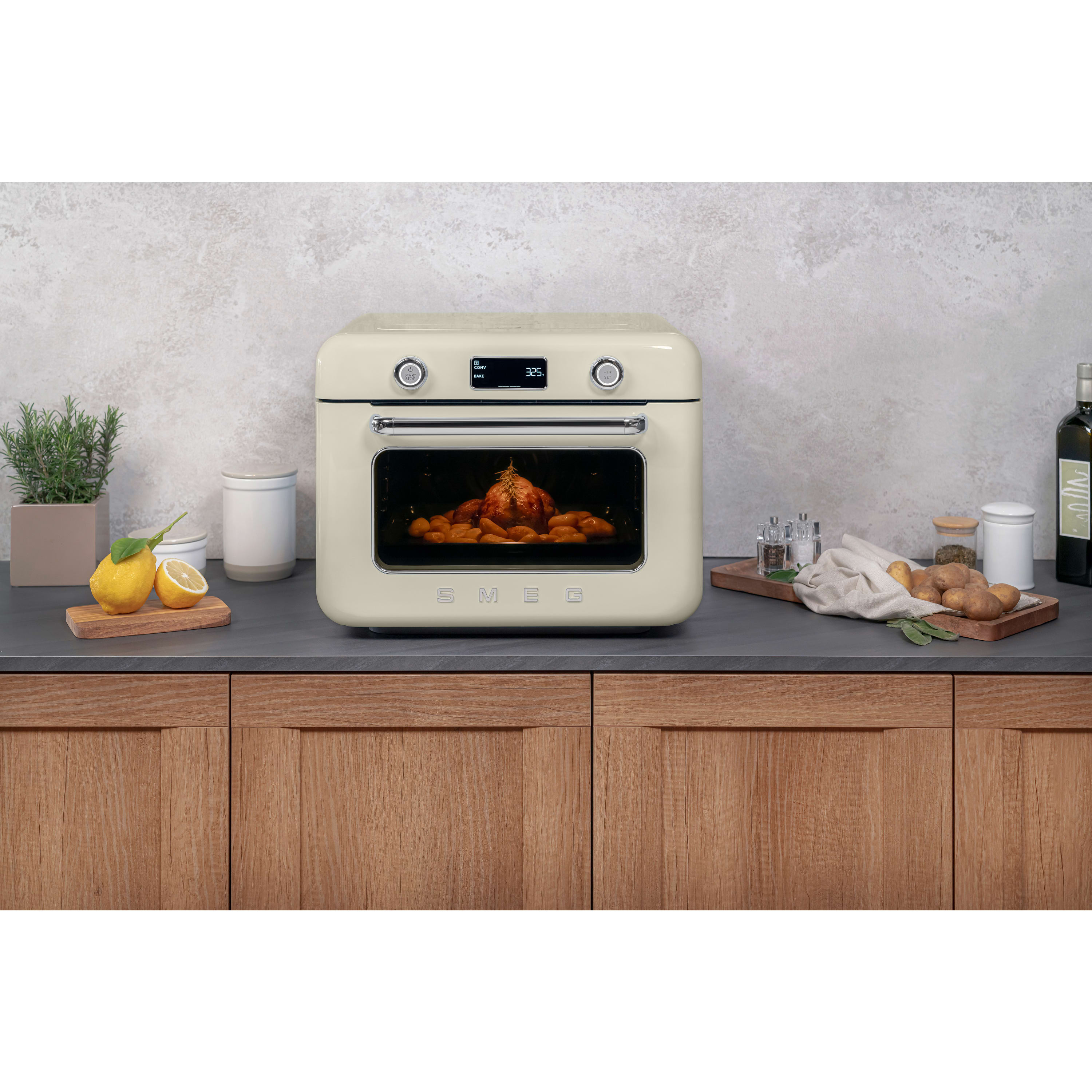 Smeg 50's Style COF01 Countertop Oven - product image 23