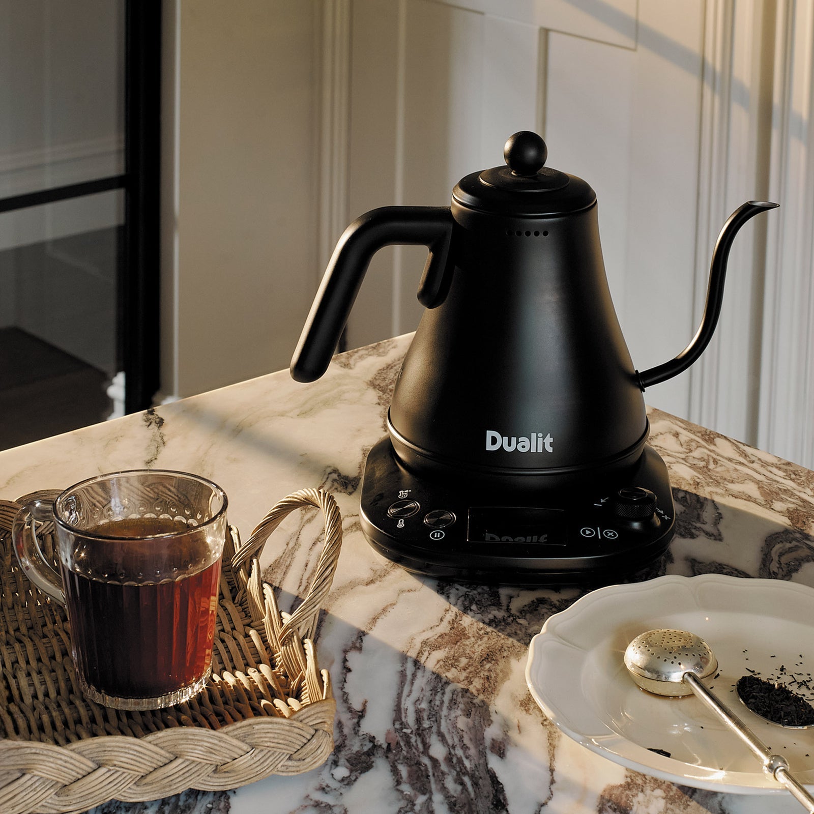 Dualit DLT-POUR-OVER-KETTLE Pour Over Kettle - product image 4