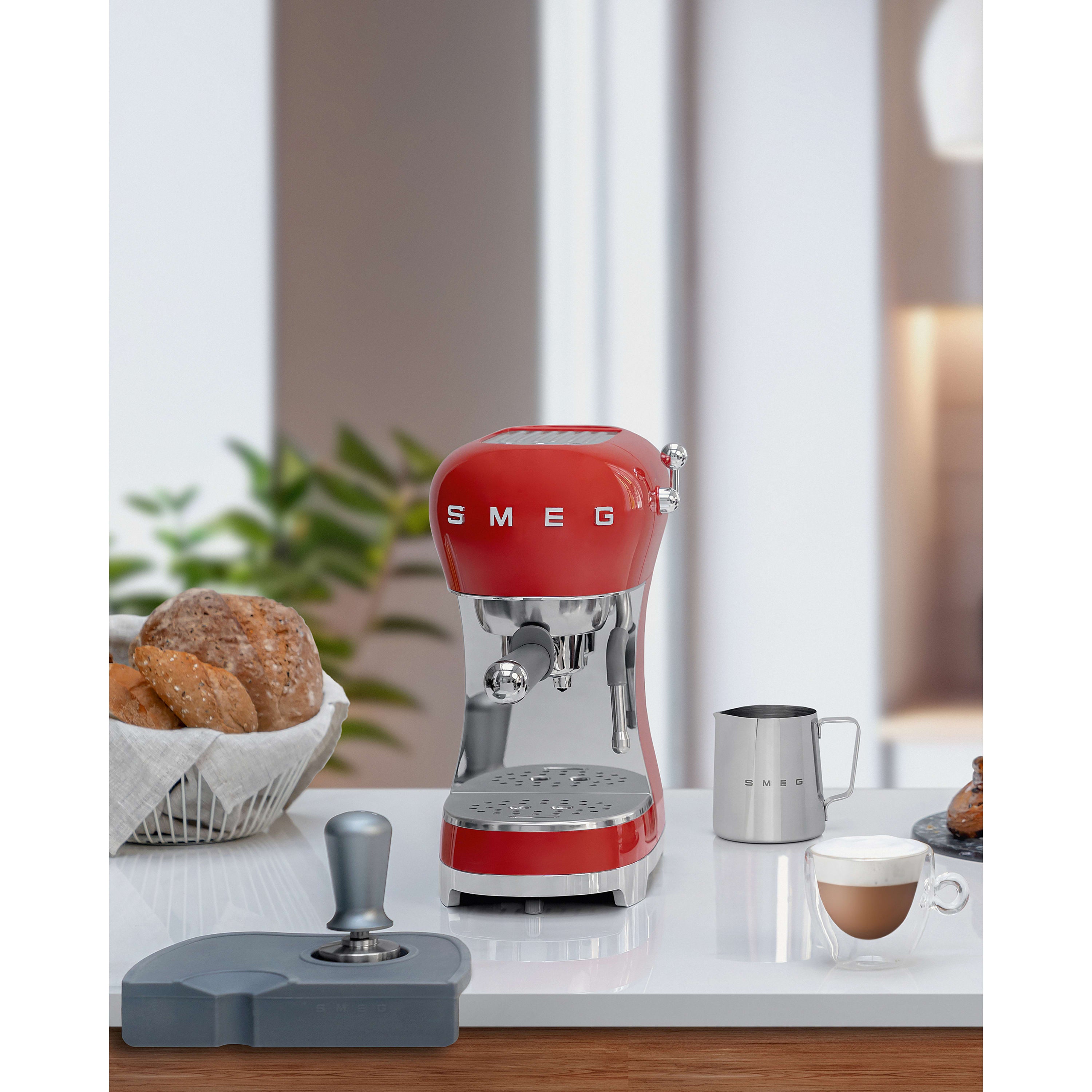 Smeg 50's Style ECF02 Espresso Coffee Machine - product image 45