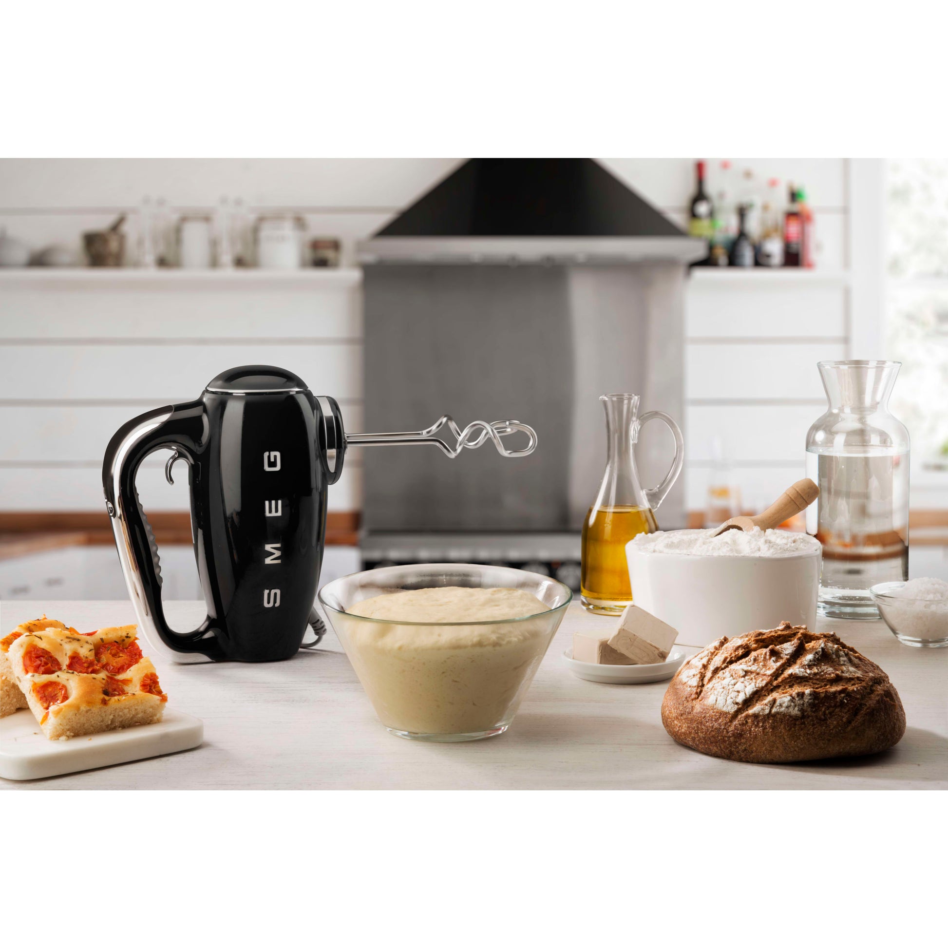 Smeg 50's Style HMF01 Hand Mixer - product image 10