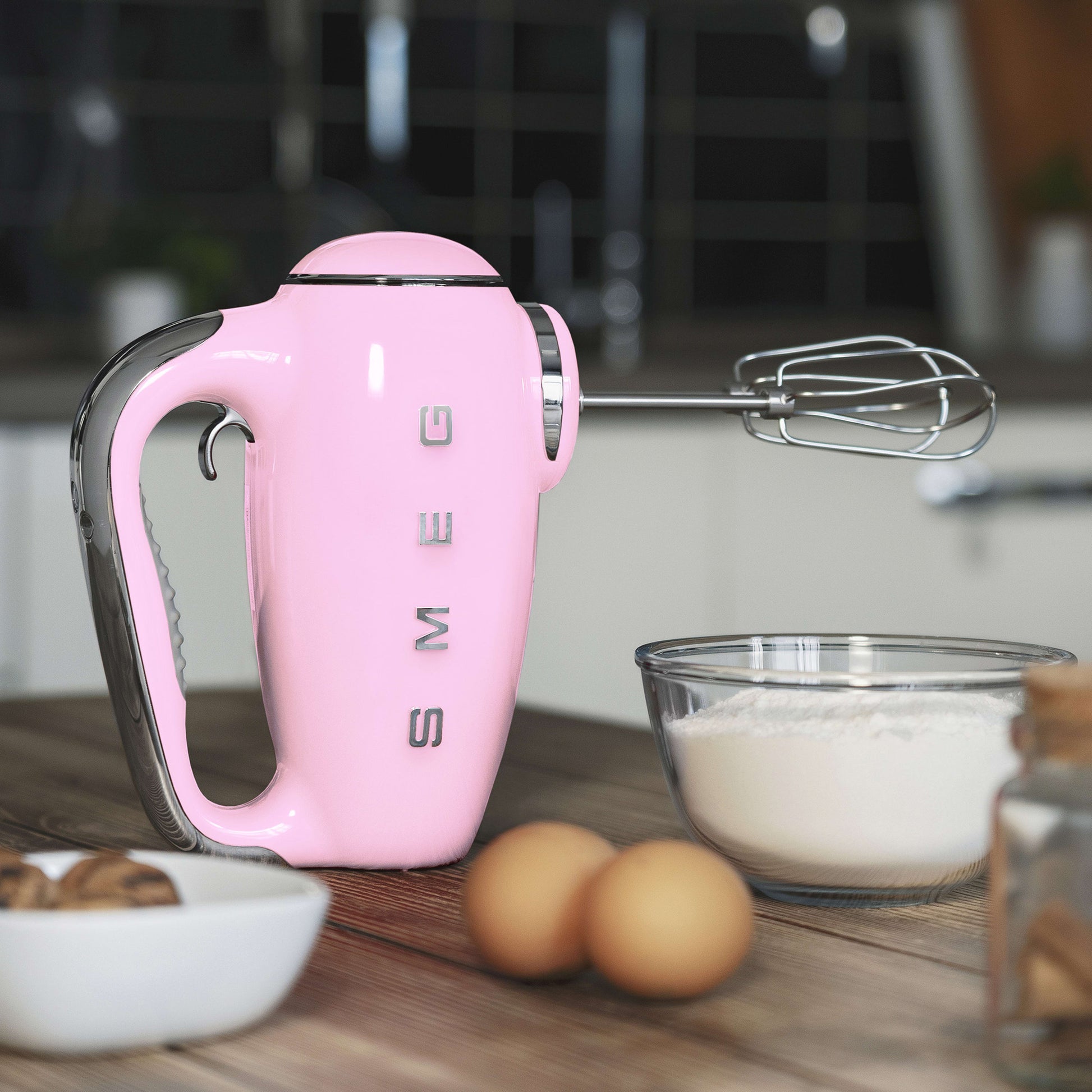 Smeg 50's Style HMF01 Hand Mixer - product image 43