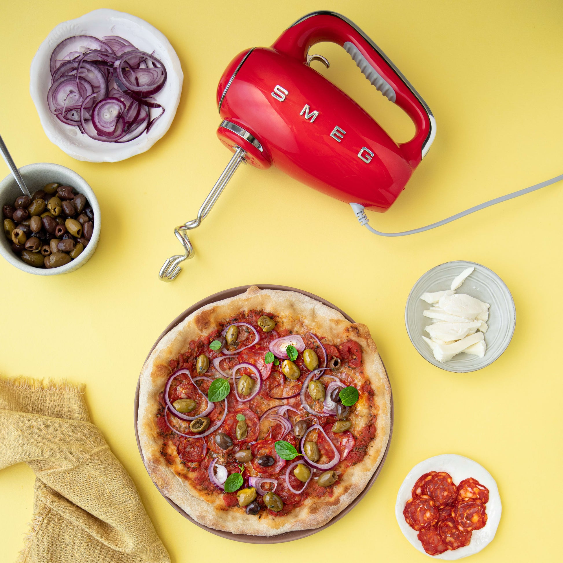 Smeg 50's Style HMF01 Hand Mixer - product image 54