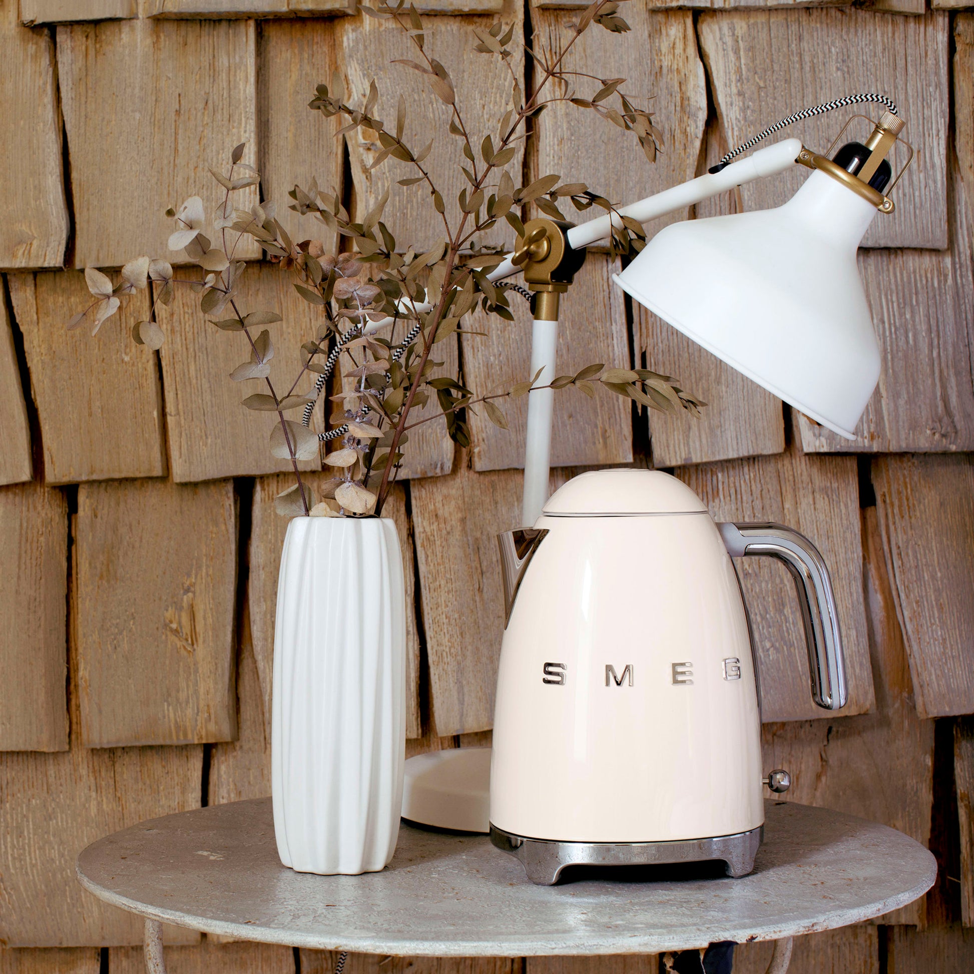 Smeg 50's Style KLF03 Kettle - product image 18