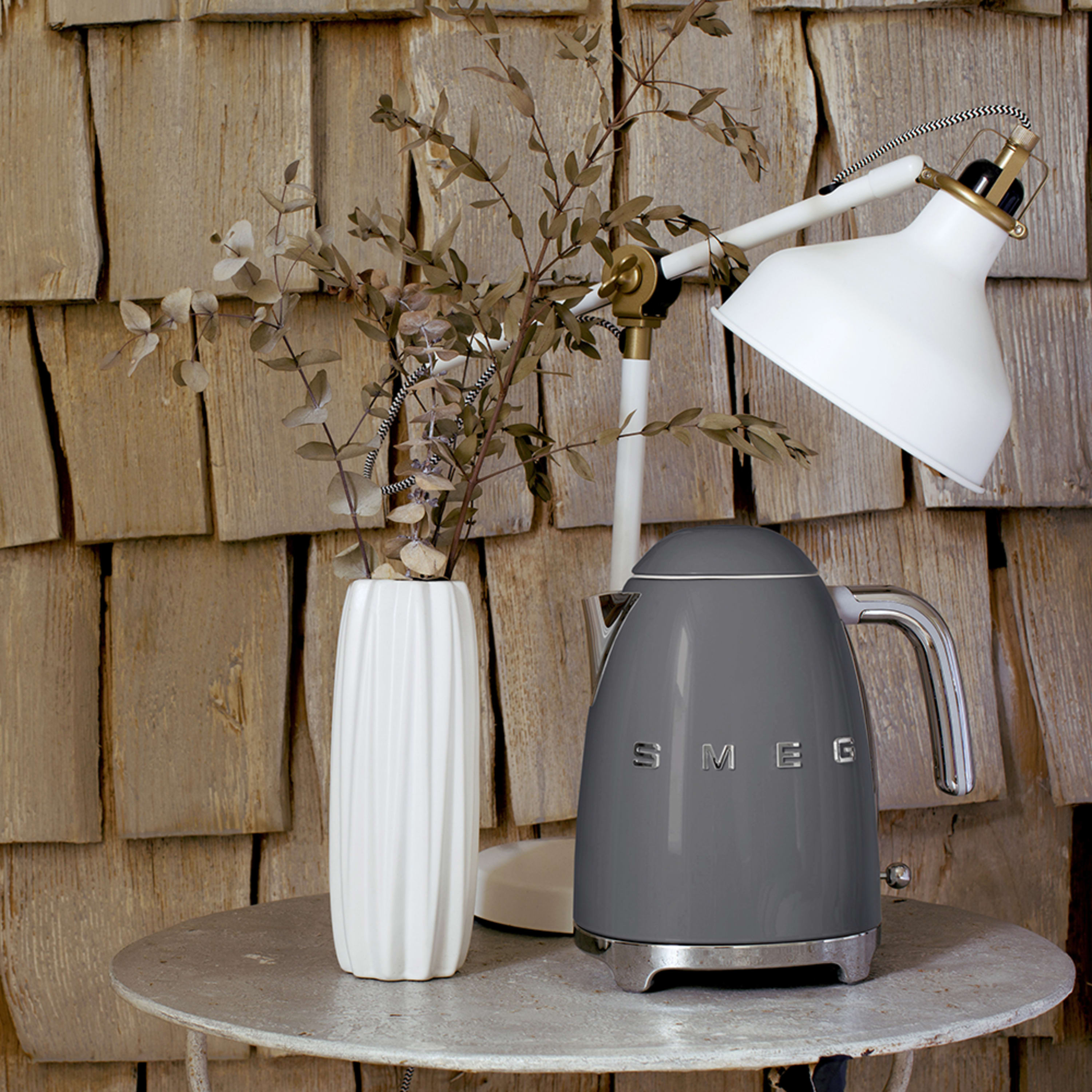 Smeg 50's Style KLF03 Kettle - product image 33