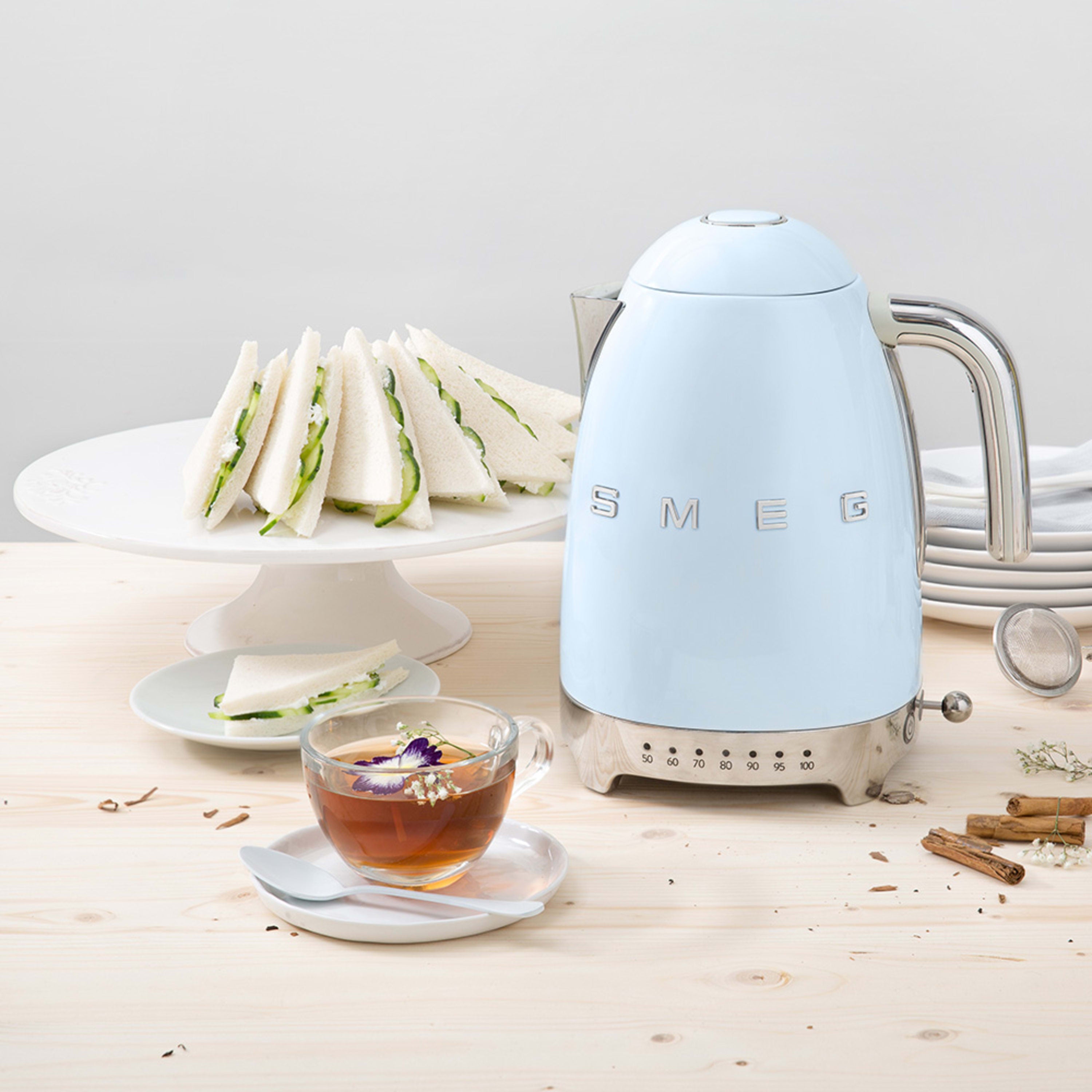 Smeg 50's Style KLF04 Variable Temperature Kettle - product image 19