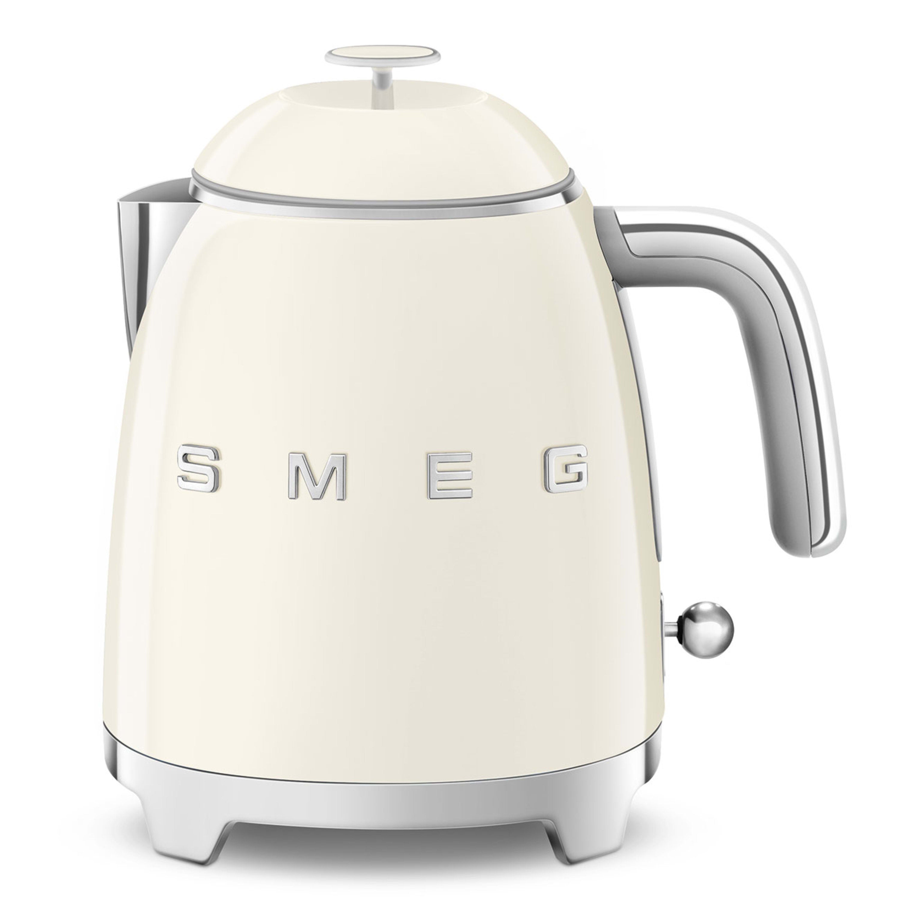Smeg 50's Style KLF05 Mini Kettle - product image 13