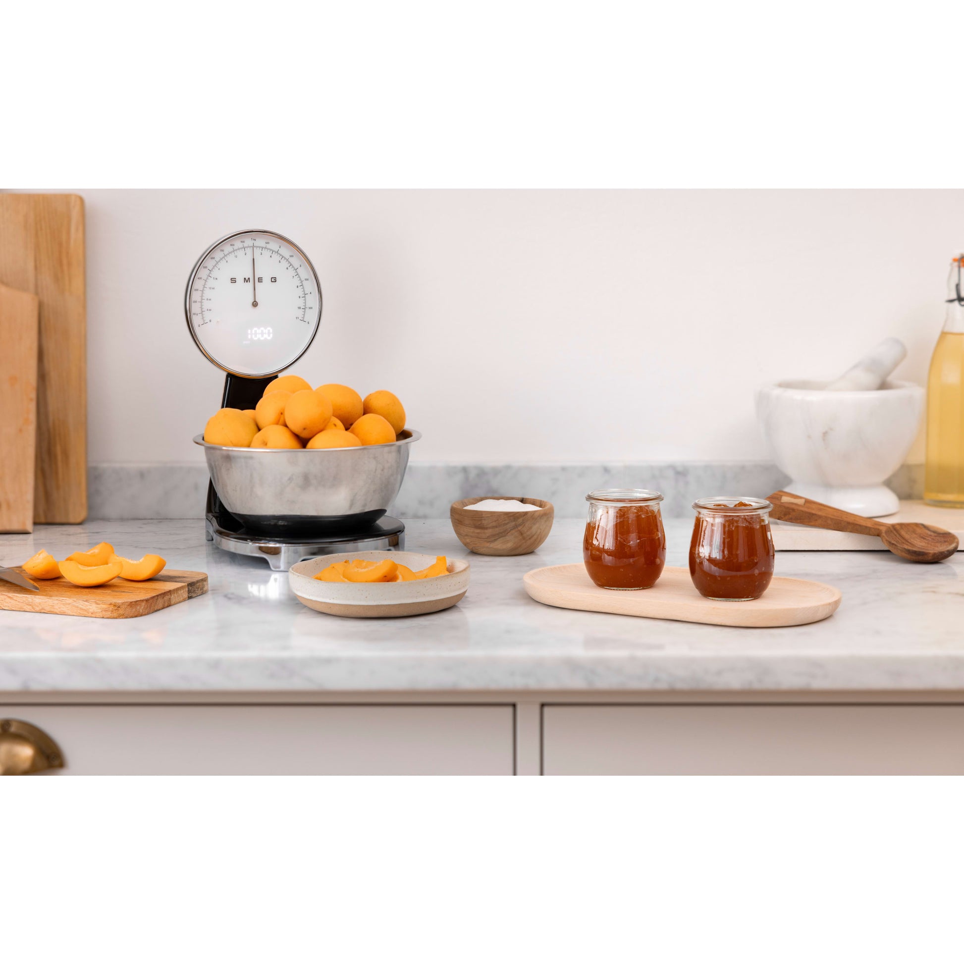 Smeg 50's Style KSF01 Kitchen Scale - product image 3