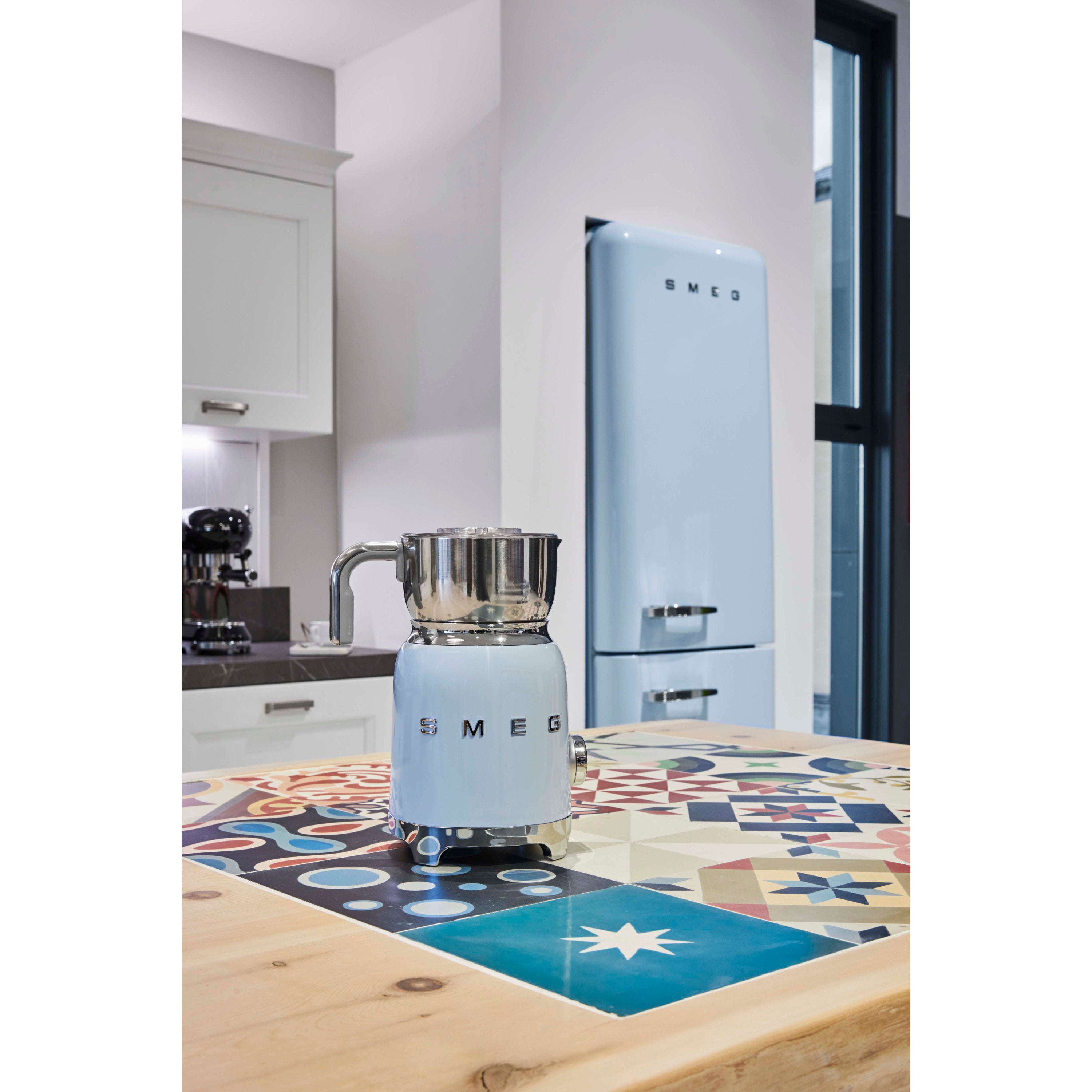 Smeg 50's Style MFF11 Milk Frother - product image 22