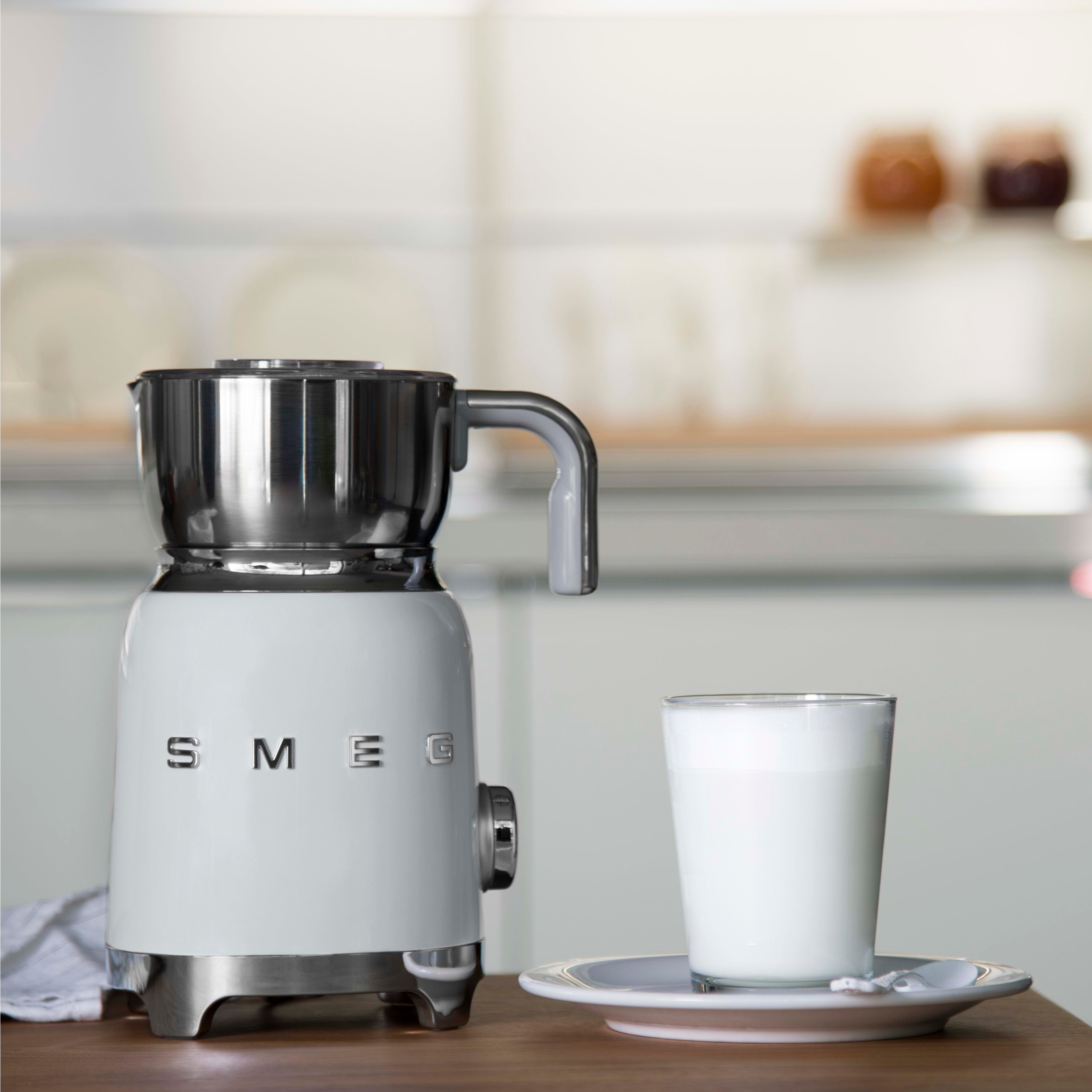 Smeg 50's Style MFF11 Milk Frother - product image 29