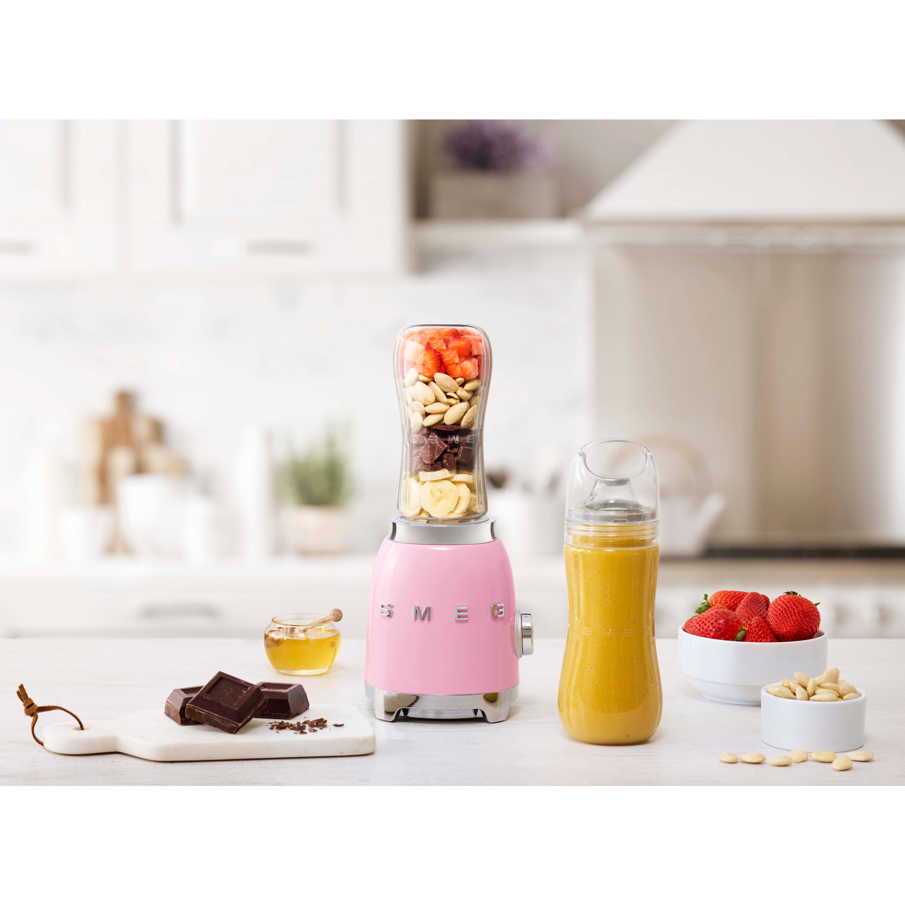 Smeg 50's Style PBF01 Personal Blender - product image 38