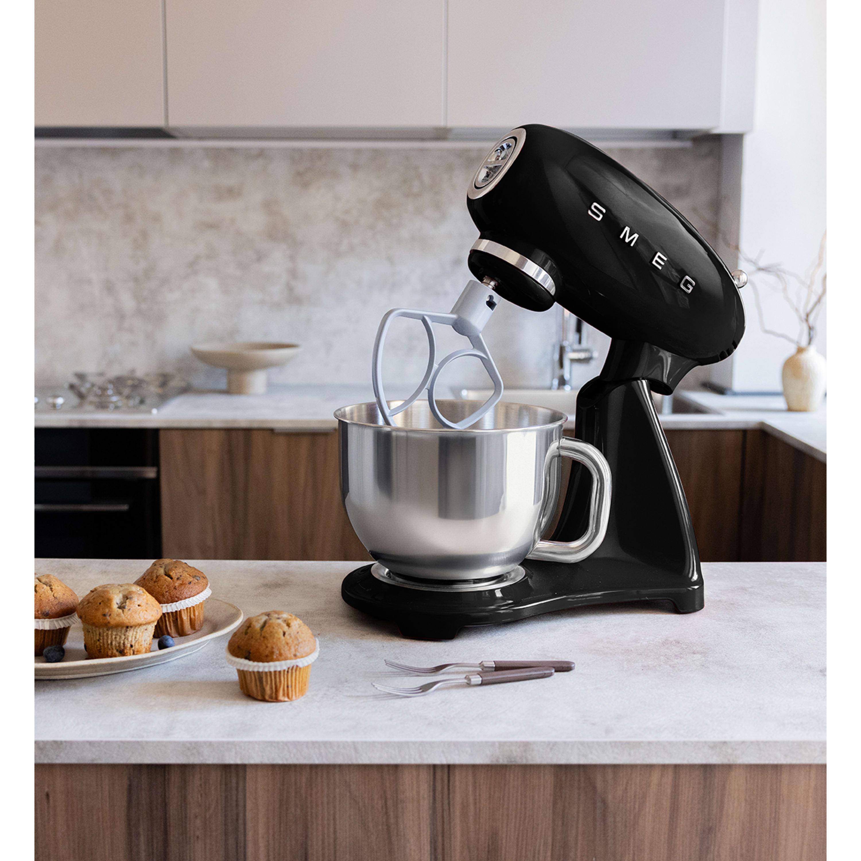 Smeg 50's Style SMF05 Stand Mixer - product image 6