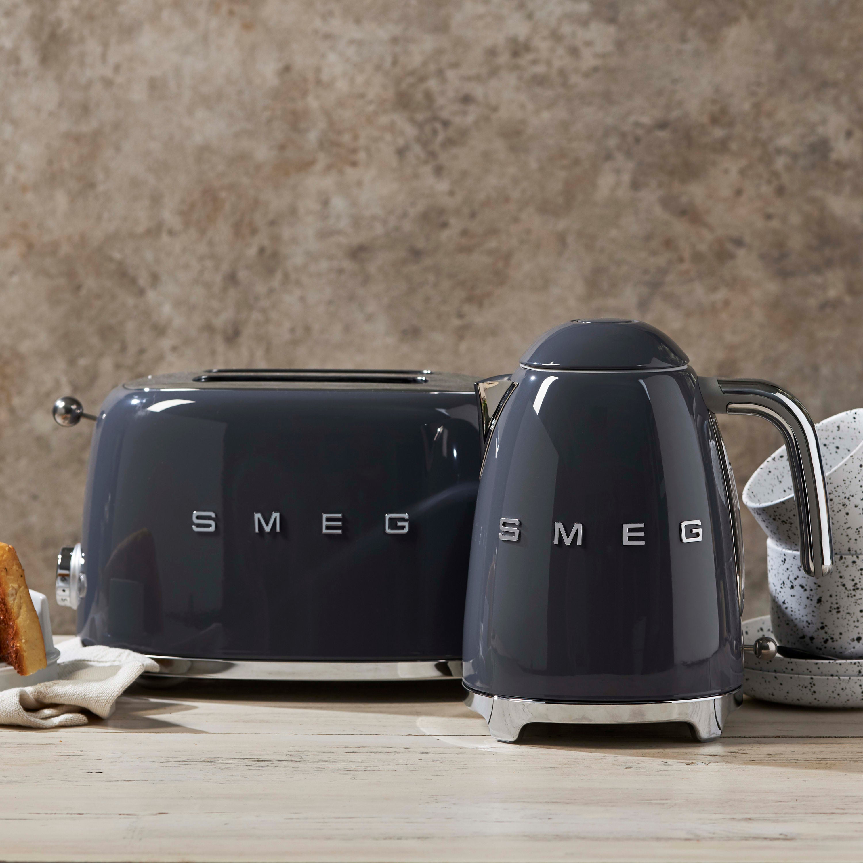 Smeg 50's Style TSF01 2-Slice Toaster - product image 35