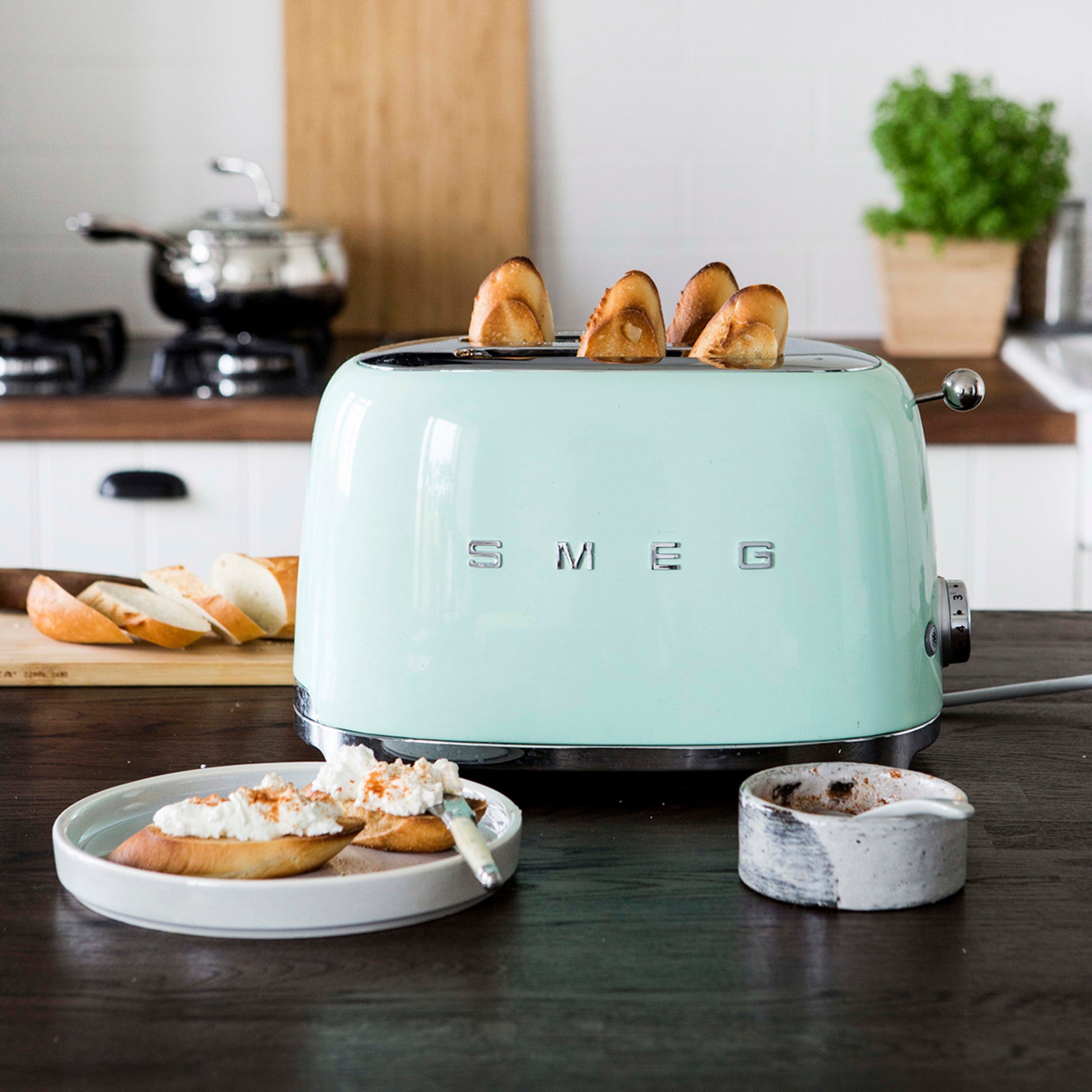 Smeg 50's Style TSF01 2-Slice Toaster - product image 49