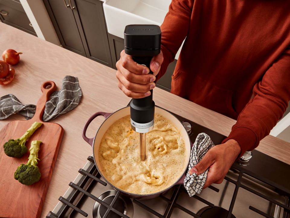 KitchenAid 5KHBRV75 Cordless Hand Blender Plus Accessories with Battery - KitchenAid Go